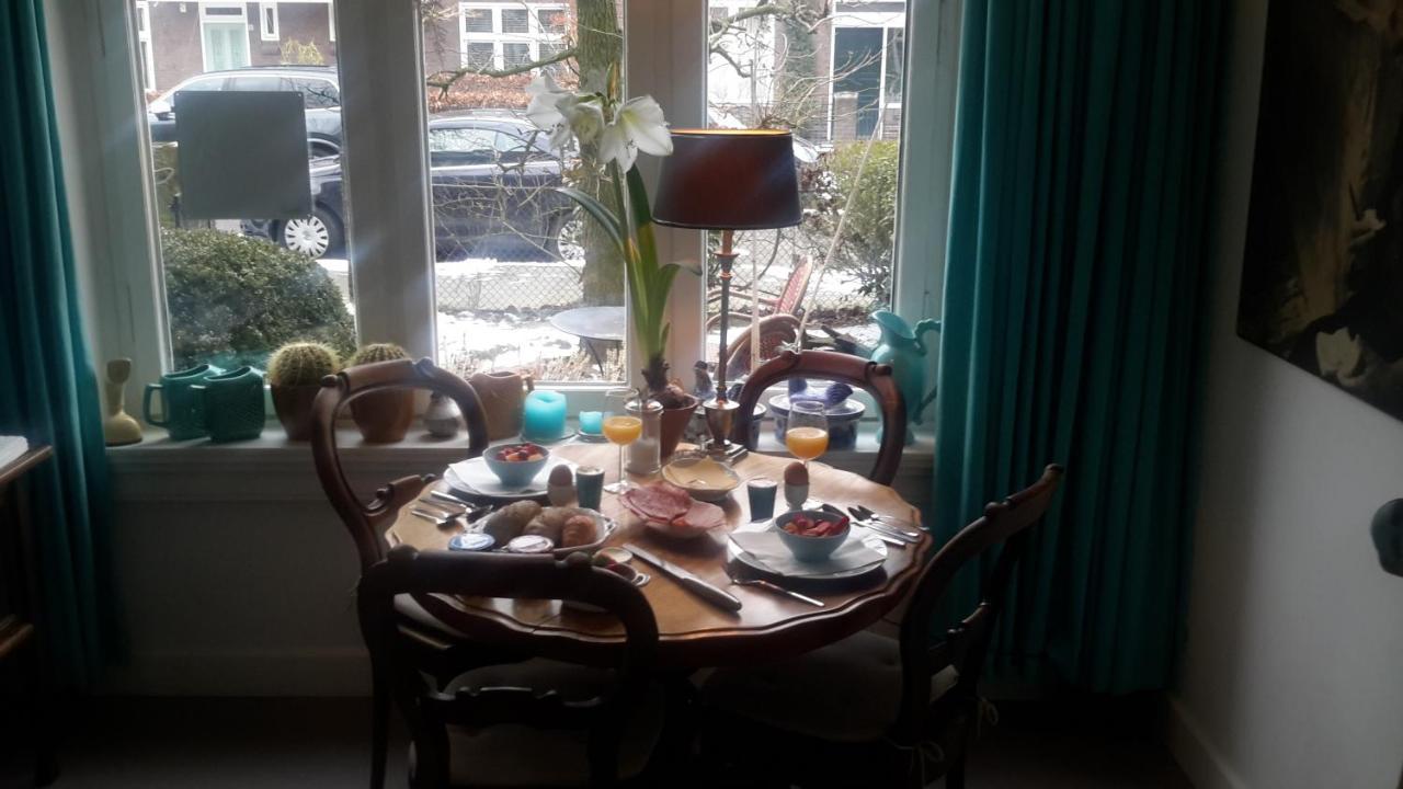 Place 2 Be Bed & Breakfast Ейндховен Екстериор снимка